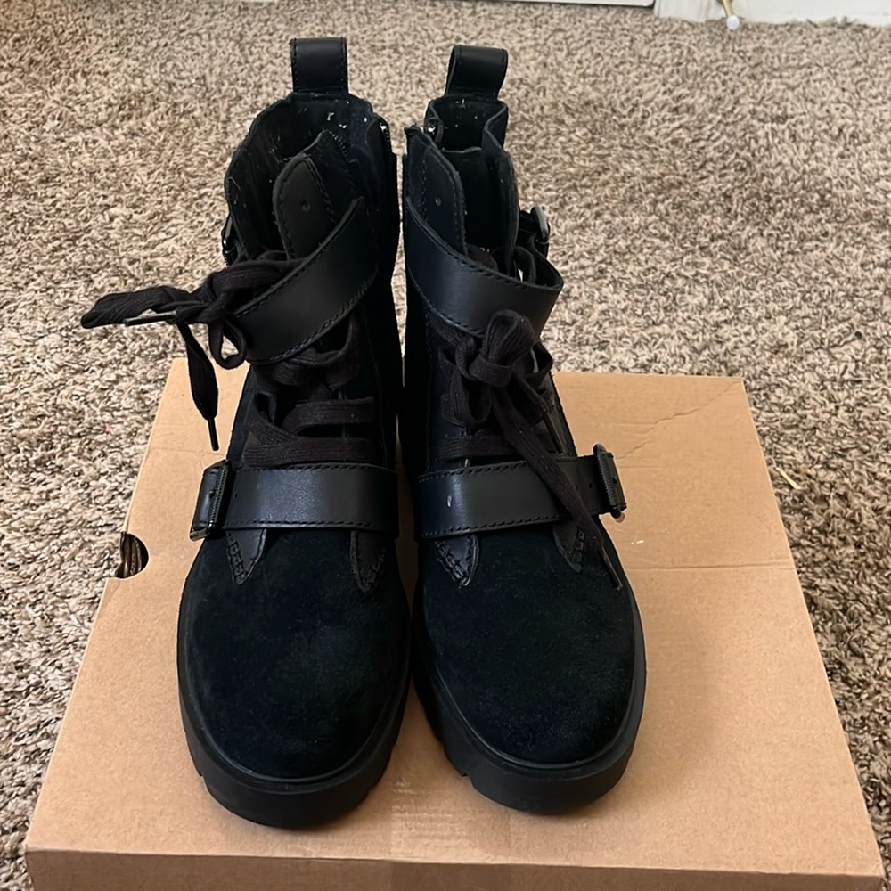 Ugg Boots sz 10
